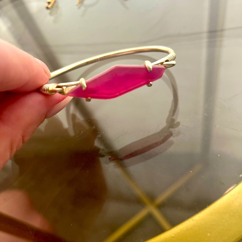 Kendra Scott bracelet. Excellent condition.